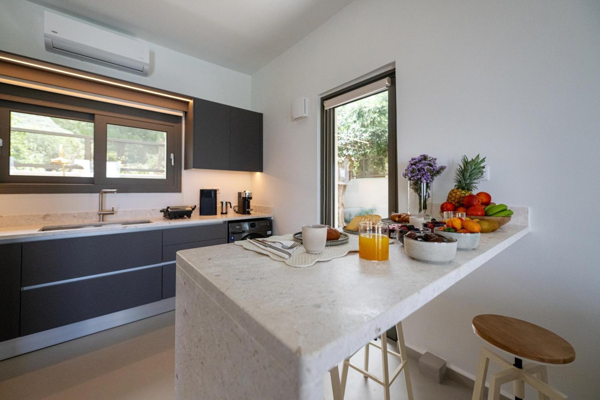 Morea Club West House Private Heated Pool Vila *
